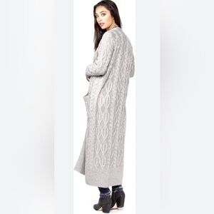 OGD Anthropologie Grey Cable Knit Long Cardigan NWOT Small